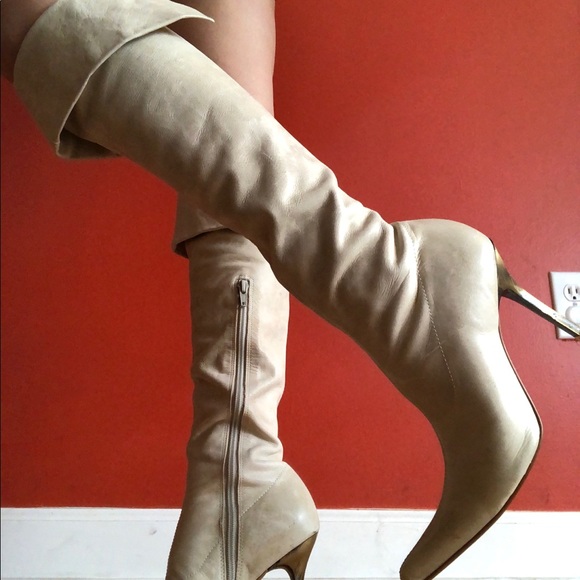 Steve Madden Shoes - Steve Madden cream heeled knee high boots 7.5